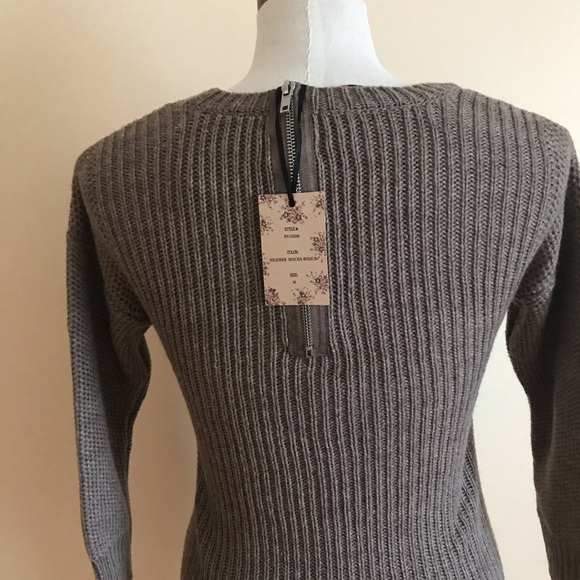 SWEATER DRESS - Picture 4 of 5